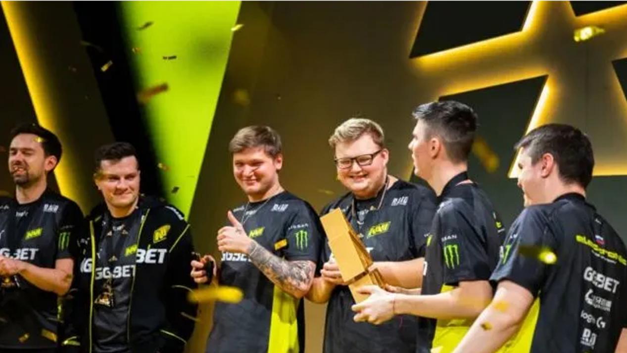 科书般的范 科书般的范